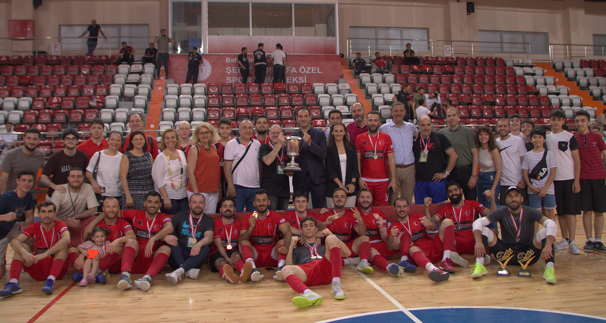 Şişlispor futsalda ikinci kez Türkiye Şampiyonu